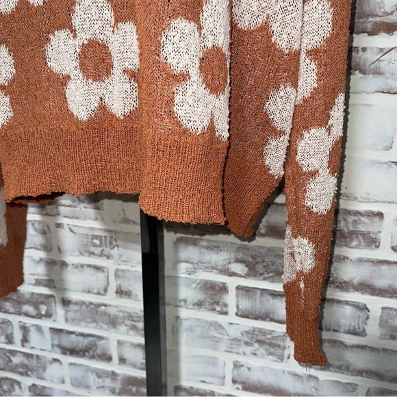 Gili Floral Knit Sweater - burnt orange and Cream NWT medium - Picture 3 of 8